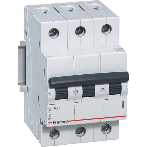 Disjuntor Legrand Din Tripolar 10A 9316 C 419316 Disjuntor Legrand Din Tripolar 10A 9316 C 419316