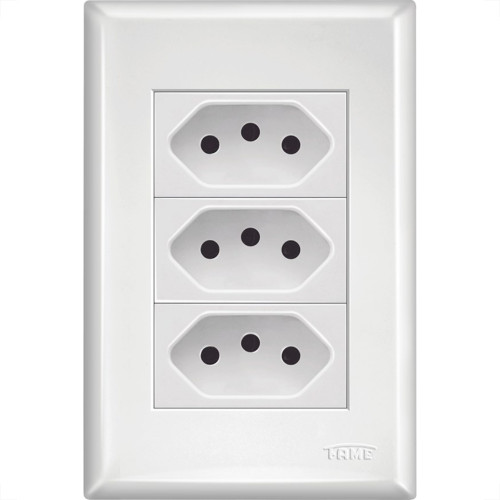 Conjunto Fame Evidence 4X2 Branco Com Placa (3Tomada 20A) Conjunto Fame Evidence 4X2 Branco Com Placa (3Tomada 20A)