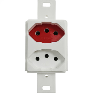 Conjunto Para Condulete Dicompel Monaco Branco 1 Tomada 2P+T. 10A. Branca + 1 Tomada 2P+T. 20A. Vermelha - Dc-6100/8