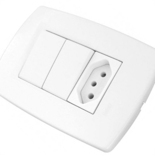 Conjunto Rad Modular Branco 1803222 2S+1Tomada 20A Conjunto Rad Modular Branco 1803222 2S+1Tomada 20A