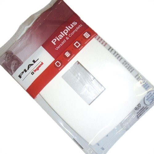 Placa Pial Plus 4X2 (1Modulo Vertical) 618501 Placa Pial Plus 4X2 (1Modulo Vertical) 618501