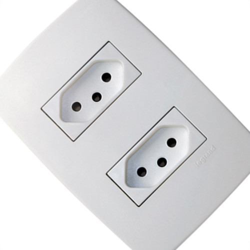 Conjunto Pial Plus 4X2 Branco Com Placa(2Tomadas 10A) 615075