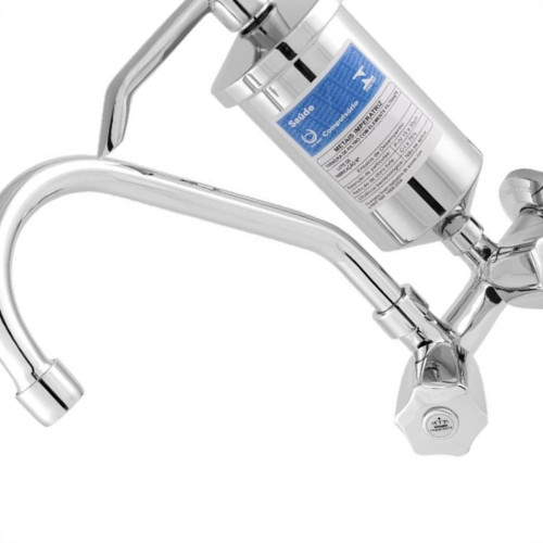 Torneira Metal Bica Movel Com Filtro Abs Imperatriz C50 9603 Torneira Metal Bica Movel Com Filtro Abs Imperatriz C50 9603