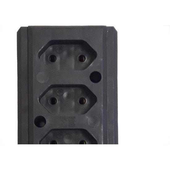 Tomada Barra Interneed Tripla 10A 2 Polos Preta 69034 Tomada Barra Interneed Tripla 10A 2 Polos Preta 69034
