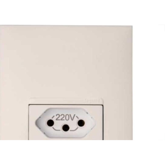 Conjunto Pial Plus+ 4X2 Branco Com Placa(1Tomada 20A) 615081Bc