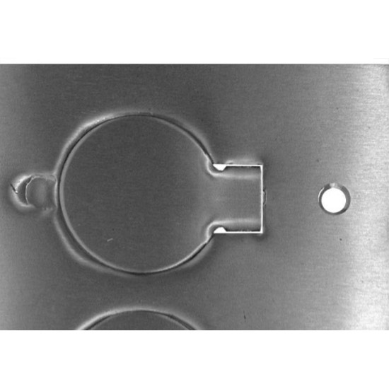 Placa Piso Inox 4X4''Tomada Universal''Com 2 Tampa Unha Pi442U