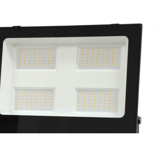 Refletor Led Perkon 200W 18000Lm 3000K 1199 Refletor Led Perkon 200W 18000Lm 3000K 1199
