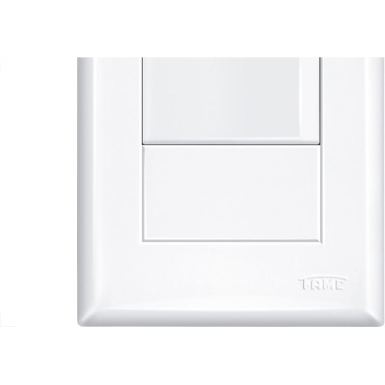 Conjunto Fame Evidence 4X2 Branco Com Placa(1Simples) 16A Conjunto Fame Evidence 4X2 Branco Com Placa(1Simples) 16A