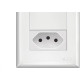 Conjunto Fame Evidence 4X2 Branco Com Placa (2Tomada 10A) Conjunto Fame Evidence 4X2 Branco Com Placa (2Tomada 10A)