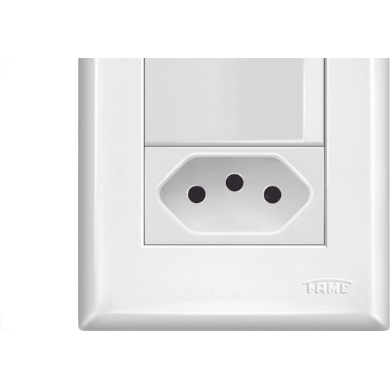 Conjunto Fame Evidence 4X2 Branco Om Placa 2Simples+1Tomada 20A 