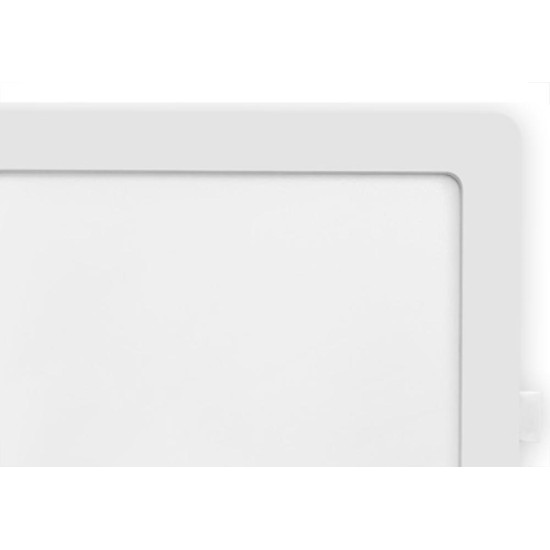 Blumenau Iluminacao Lum.Led Play Emb.Qd.24W 6,5K Bca Blumenau Iluminacao Lum.Led Play Emb.Qd.24W 6,5K Bca