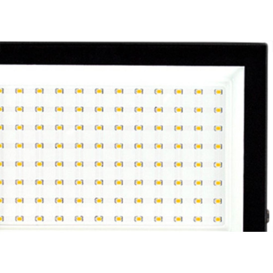 Blumenau Refletor Led Play 100W 6,5K Blumenau Refletor Led Play 100W 6,5K