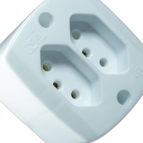 Ilumi Tomada Sob.Ret 2T 20A Br-519