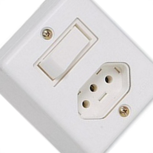 Sistema Box Ilumi 1 Simples + Tomada 10A. Branco - 63200 Sistema Box Ilumi 1 Simples + Tomada 10A. Branco - 63200