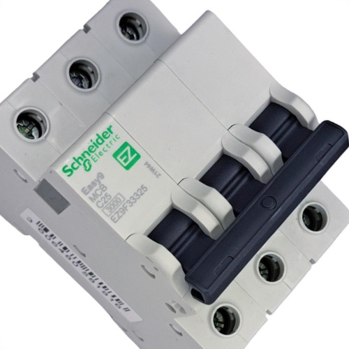 Disjuntor Schneider ''Din'' Tripolar 25A. C Disjuntor Schneider ''Din'' Tripolar 25A. C