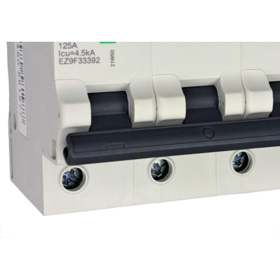 Disjuntor Schneider ''Din'' Tripolar 125A. C Disjuntor Schneider ''Din'' Tripolar 125A. C