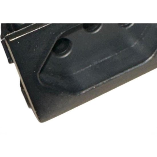 Kit C/4 - Tomada De Painel Garra Plastica Com Borne Steck...