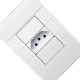Conjunto Dicompel Ritz 1 Tomada Horizontal 2P+T. 20A. Branco - Rzb-2000/30 Conjunto Dicompel Ritz 1 Tomada Horizontal 2P+T. 20A. Branco - Rzb-2000/30