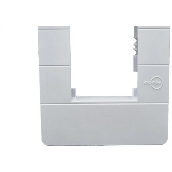 Placa Conjunto Dicompel Ritz Branca 4X2 - 3 Modulos Horizontais + Suporte - Rzb-2300/35 Placa Conjunto Dicompel Ritz Branca 4X2 - 3 Modulos Horizontais + Suporte - Rzb-2300/35