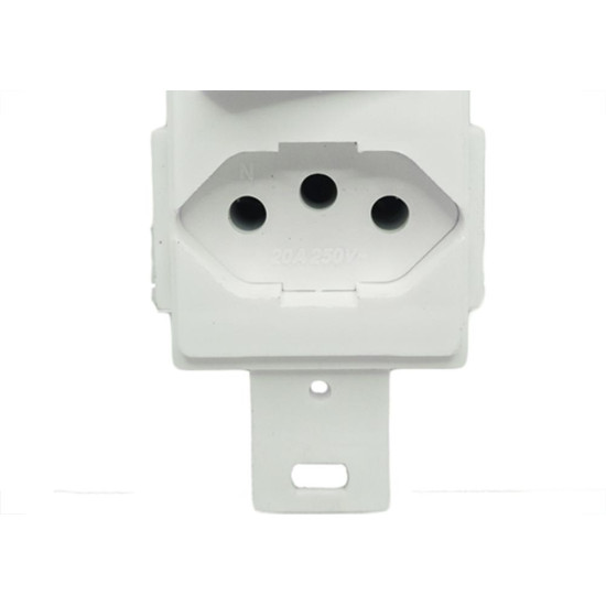 Conjunto Para Condulete Dicompel Monaco Branco 1 Simples + Tomada 2P.+T. 20A. - Dc-6100/3