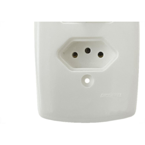 Conjunto Dicompel Monaco Branco Com Placa 4X2 - 1 Simples + Tomada 2P+T 10A. - Dc-7200/1
