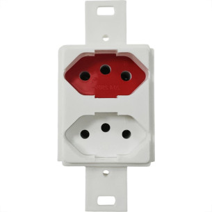 Conjunto Para Condulete Dicompel Monaco Branco 1 Tomada 2P+T. 10A. Branca + 1 Tomada 2P+T. 20A. Vermelha - Dc-6100/8