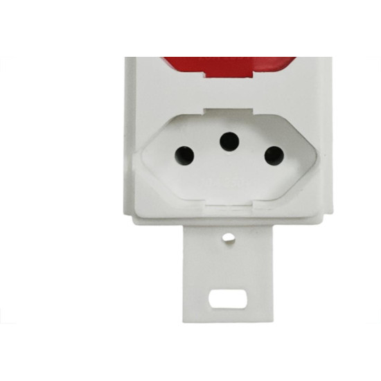 Conjunto Para Condulete Dicompel Monaco Branco 1 Tomada 2P+T. 10A. Branca + 1 Tomada 2P+T. 20A. Vermelha - Dc-6100/8